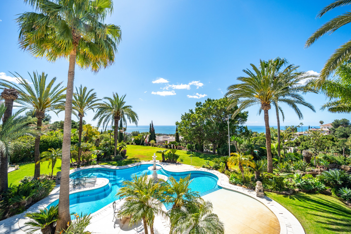 Huis te koop in The Golden Mile | 14 slaapkamers H5121091