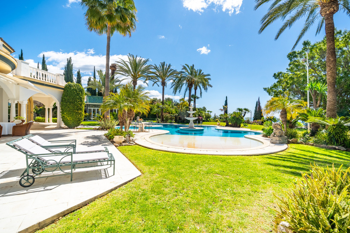 Huis te koop in The Golden Mile | 14 slaapkamers H5121091