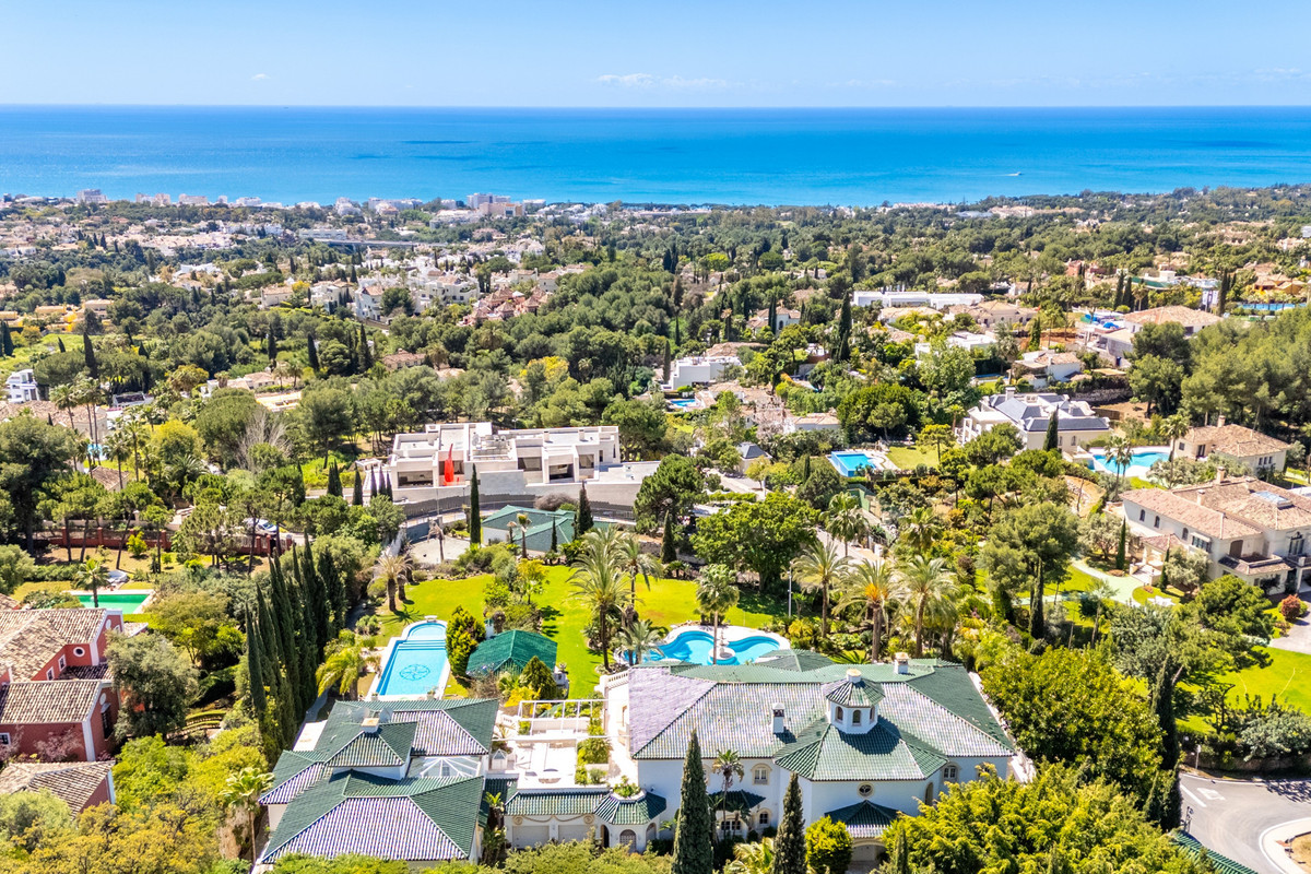 Huis te koop in The Golden Mile | 14 slaapkamers H5121091