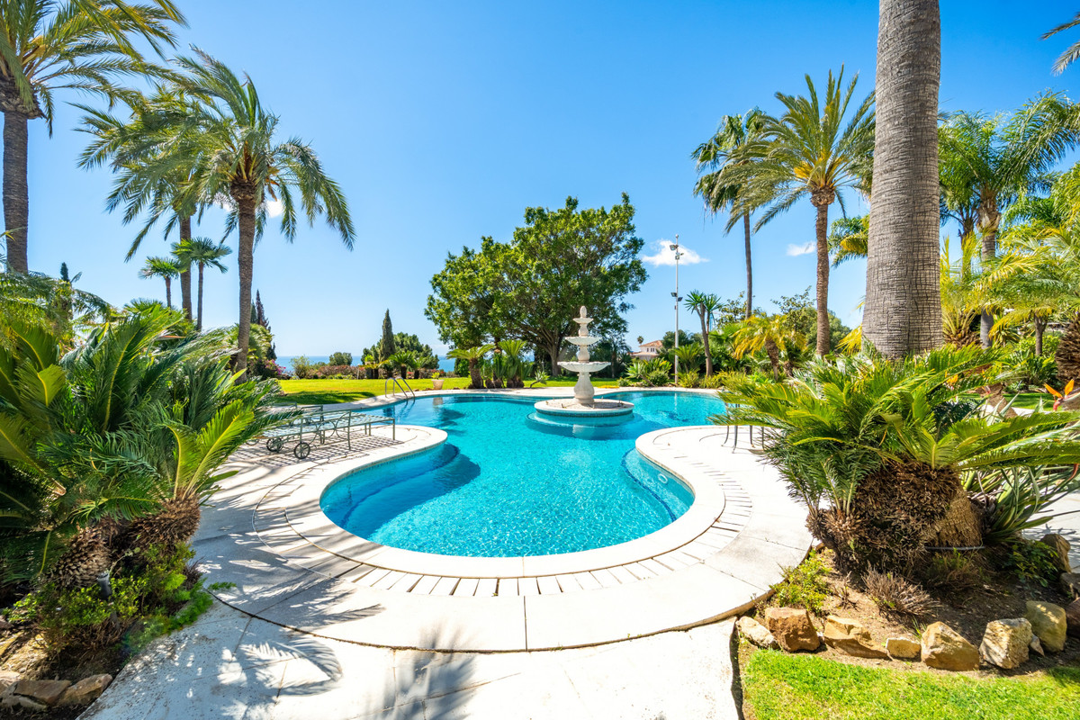 Huis te koop in The Golden Mile | 14 slaapkamers H5121091