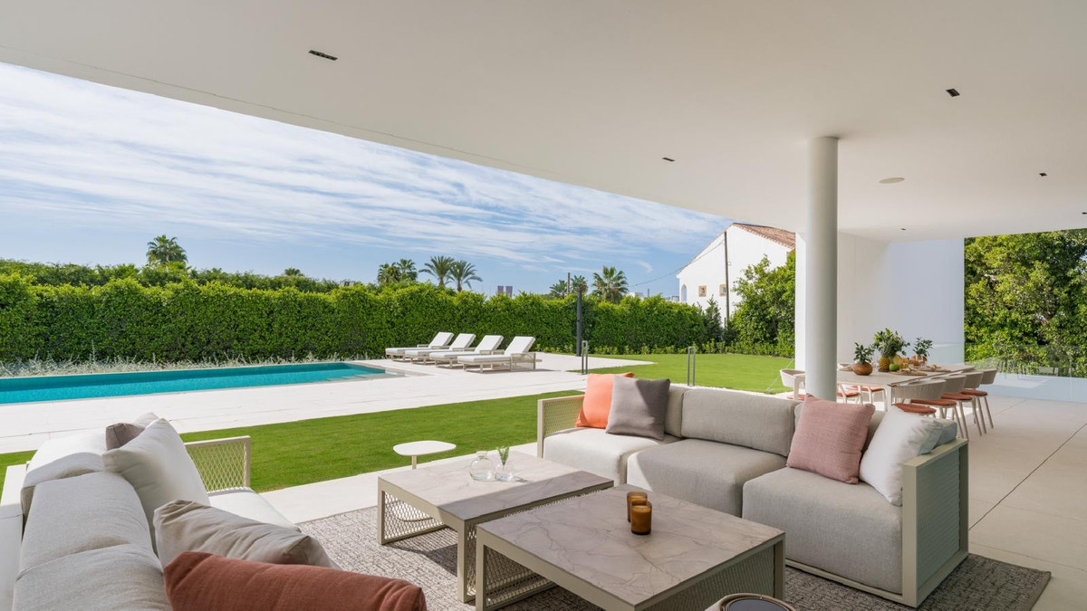 Huis te koop in The Golden Mile | 5 slaapkamers H5135956