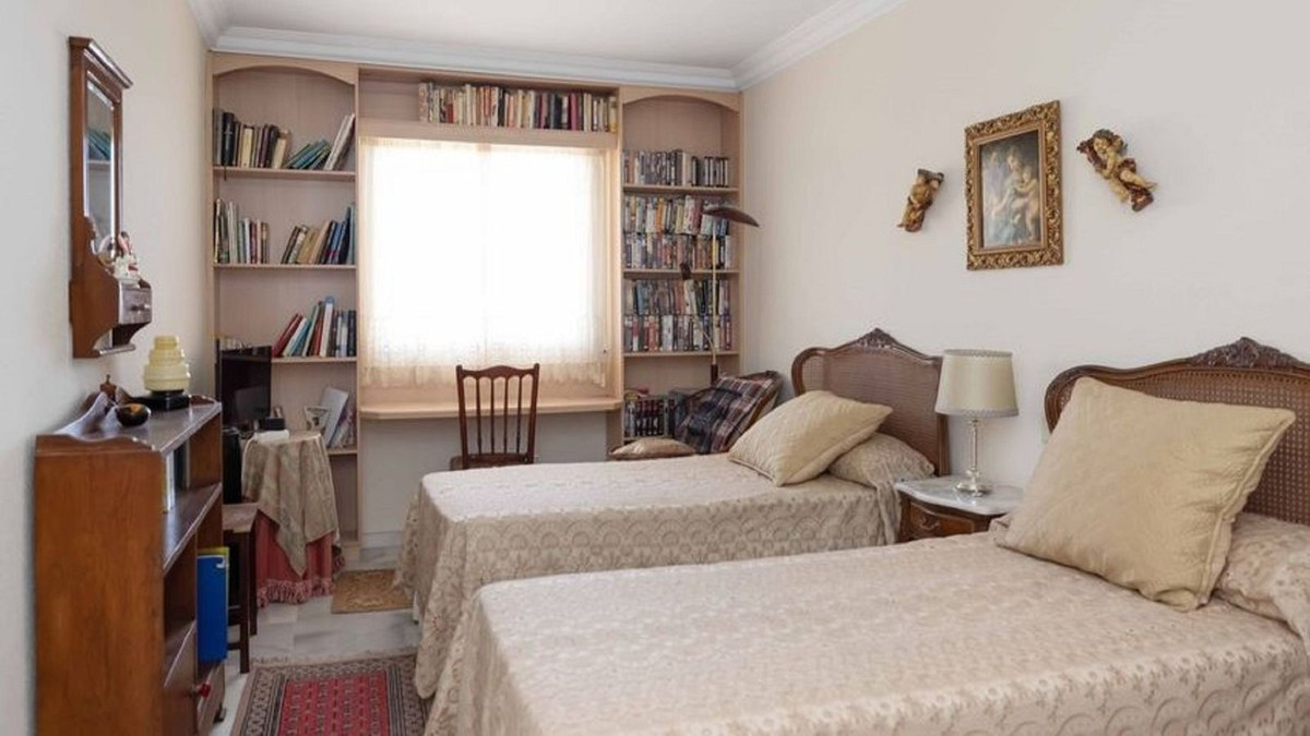 Appartement te koop in The Golden Mile | 3 slaapkamers H5141653