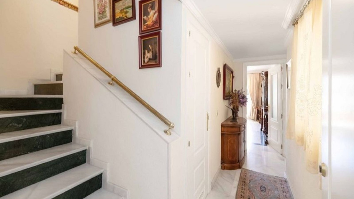 Appartement te koop in The Golden Mile | 3 slaapkamers H5141653