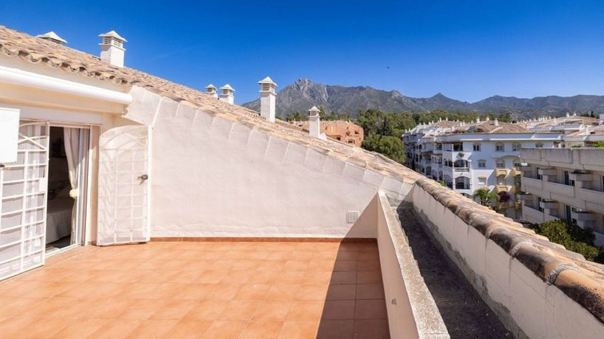 Appartement te koop in The Golden Mile | 3 slaapkamers H5141653