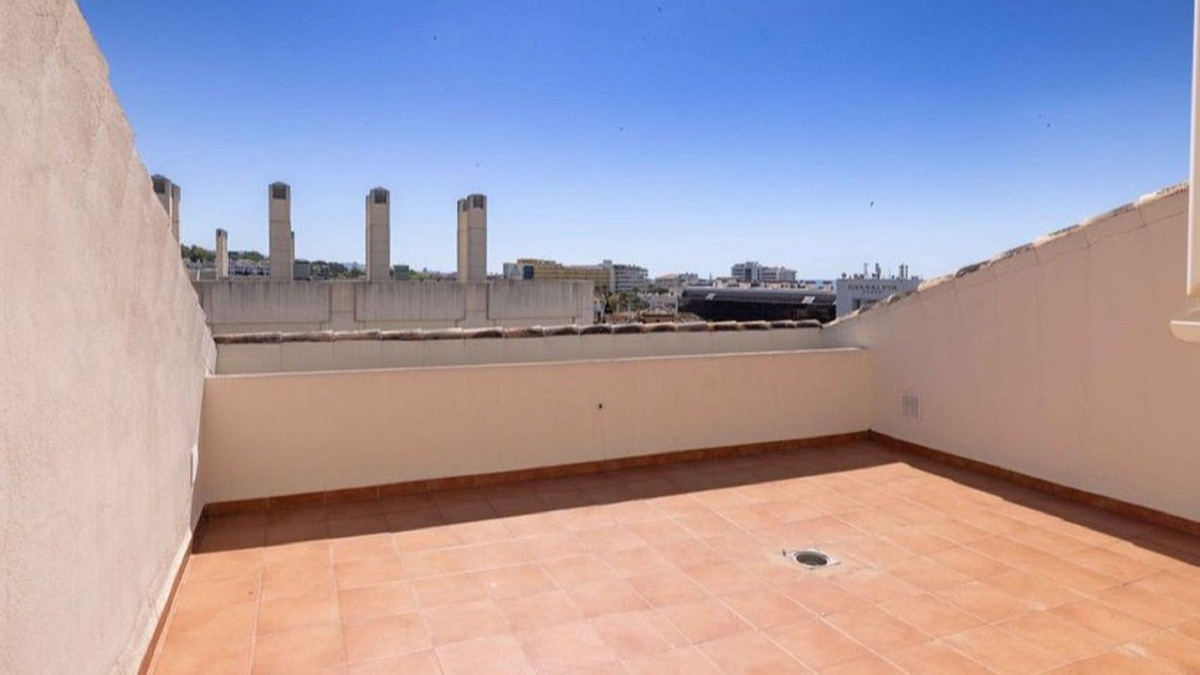 Appartement te koop in The Golden Mile | 3 slaapkamers H5141653