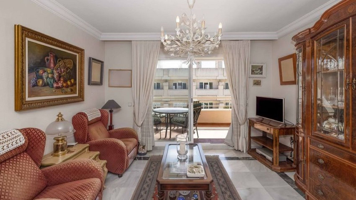 Appartement te koop in The Golden Mile | 3 slaapkamers H5141653