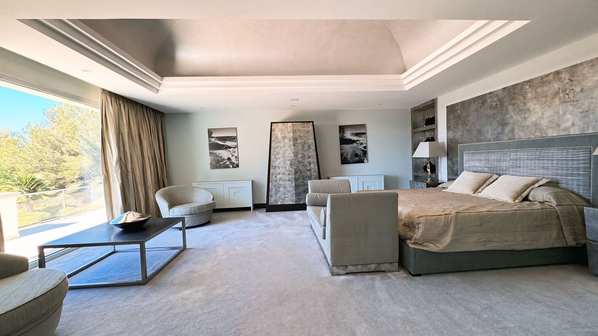 Huis te koop in The Golden Mile | 7 slaapkamers H5145121