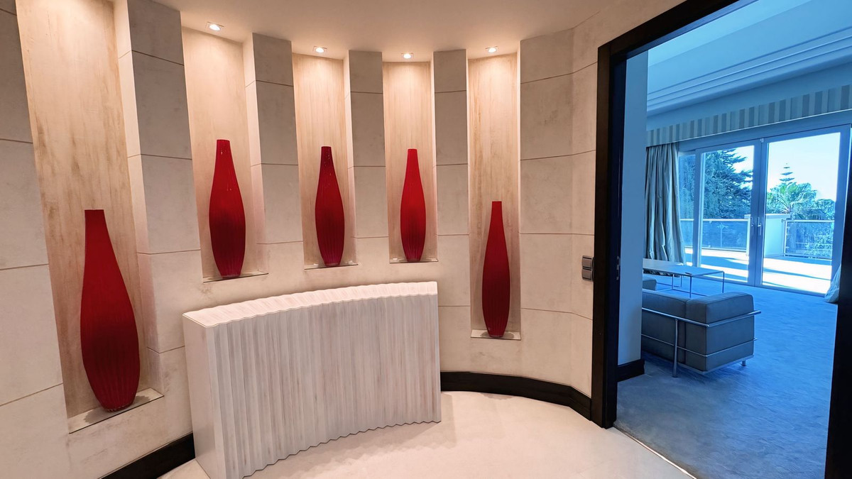 Huis te koop in The Golden Mile | 7 slaapkamers H5145121