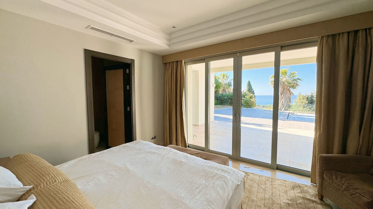 Huis te koop in The Golden Mile | 7 slaapkamers H5145121