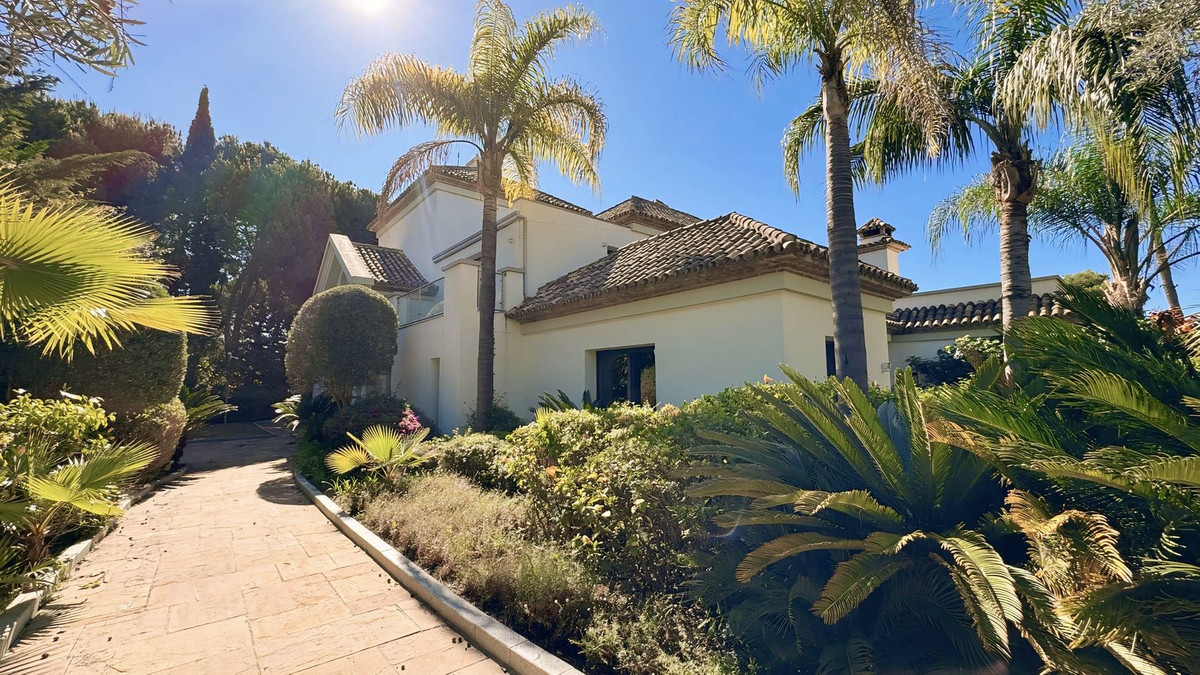 Huis te koop in The Golden Mile | 7 slaapkamers H5145121