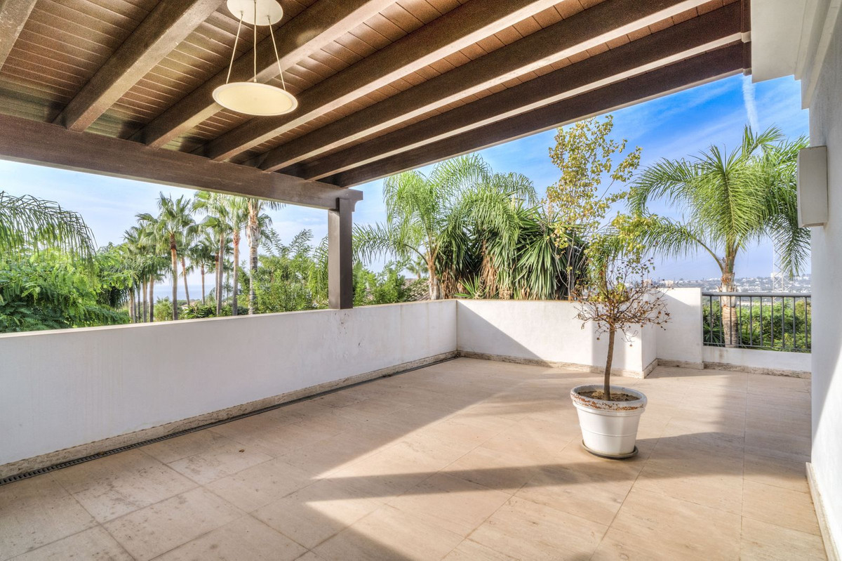 Property main view 40
