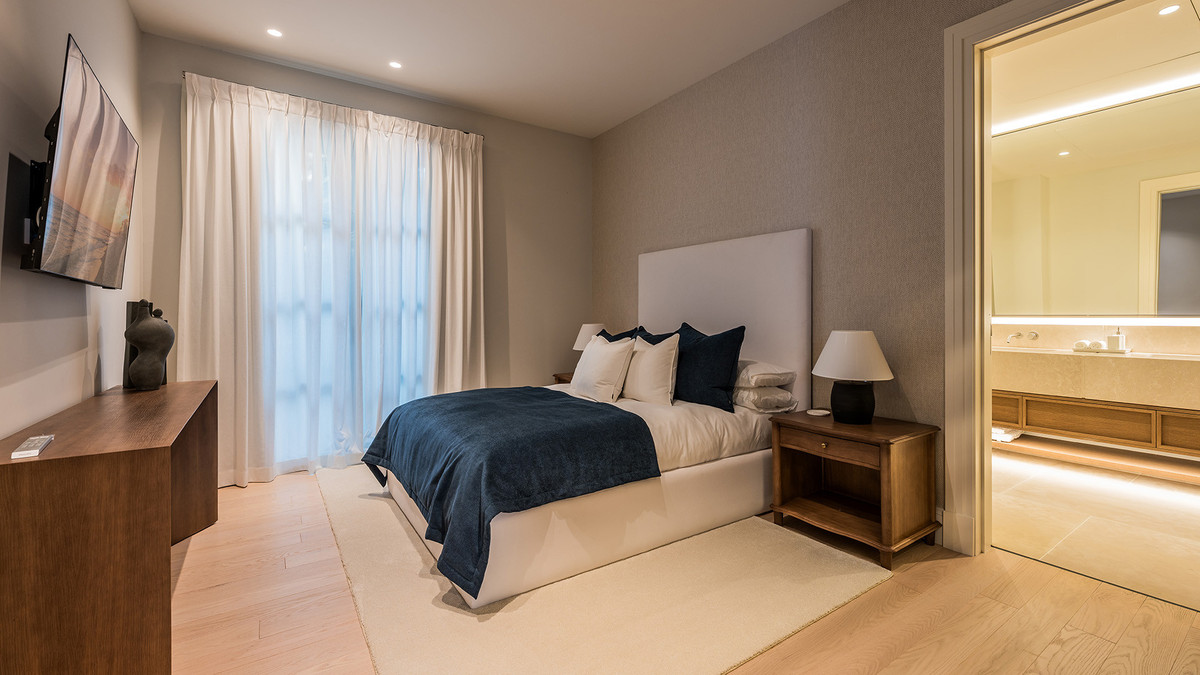 Huis te koop in The Golden Mile | 6 slaapkamers H5156455