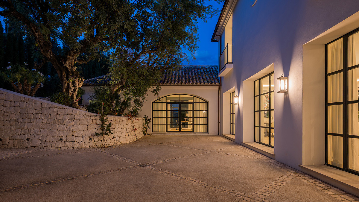 Huis te koop in The Golden Mile | 6 slaapkamers H5156455