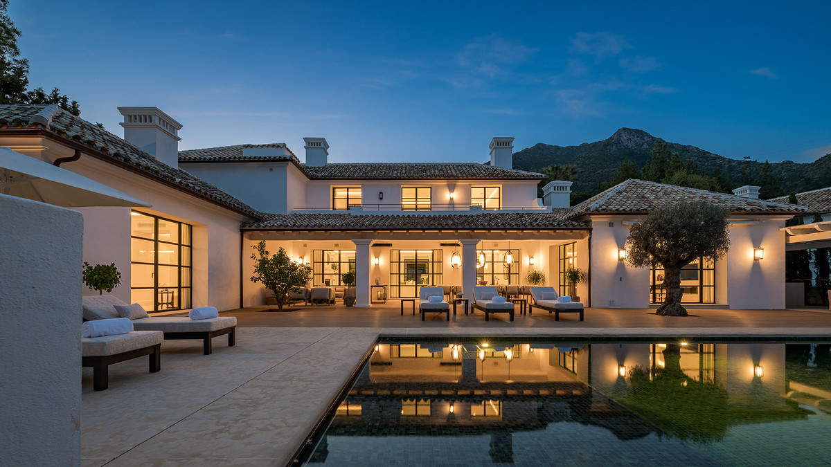 Huis te koop in The Golden Mile | 6 slaapkamers H5156455