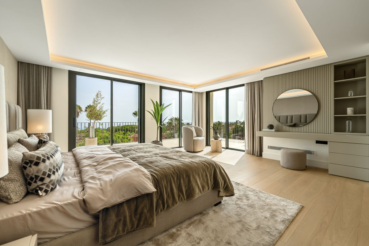 Huis te koop in The Golden Mile | 5 slaapkamers H5159374