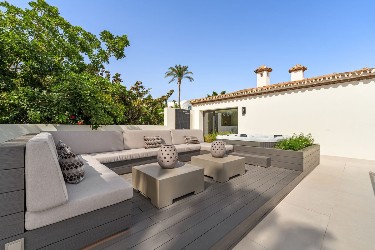 Huis te koop in The Golden Mile | 5 slaapkamers H5159374
