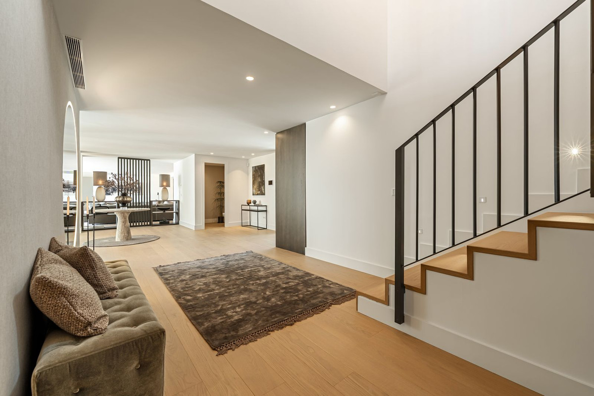 Huis te koop in The Golden Mile | 5 slaapkamers H5159374