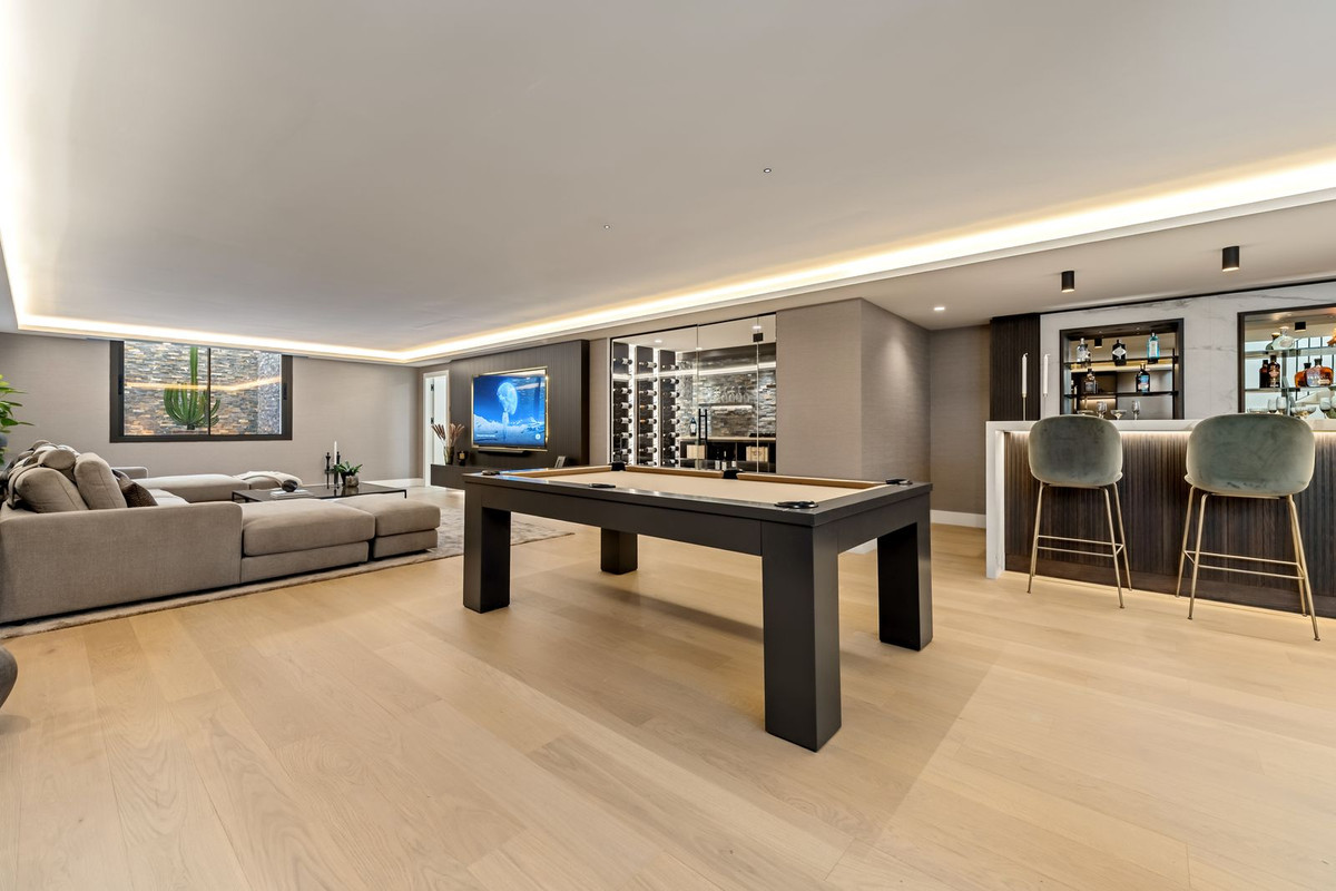 Huis te koop in The Golden Mile | 5 slaapkamers H5159374