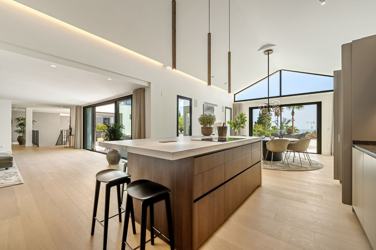 Huis te koop in The Golden Mile | 5 slaapkamers H5159374
