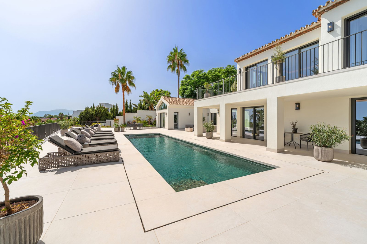 Huis te koop in The Golden Mile | 5 slaapkamers H5159374