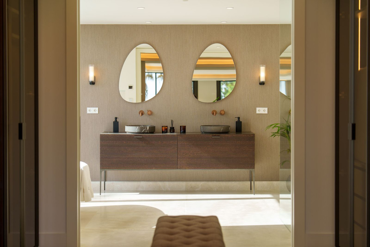 Huis te koop in The Golden Mile | 5 slaapkamers H5159374