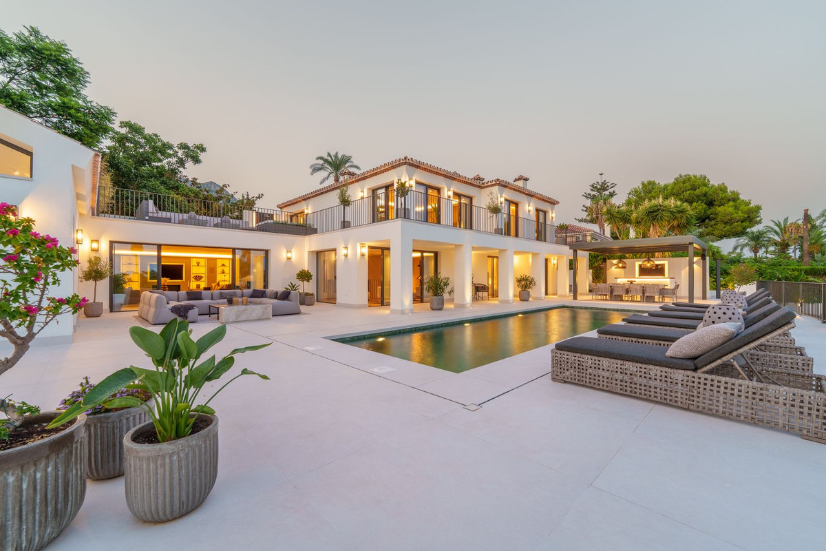 Huis te koop in The Golden Mile | 5 slaapkamers H5159374