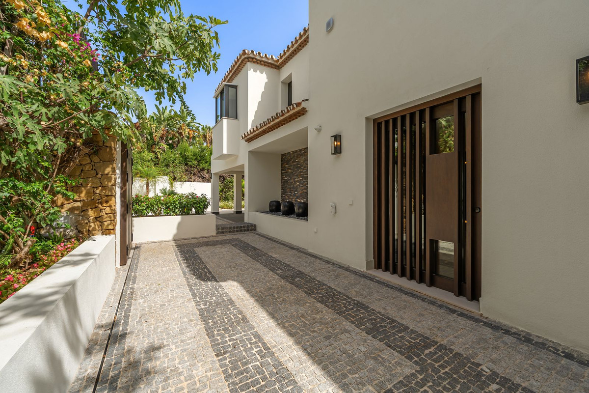Huis te koop in The Golden Mile | 5 slaapkamers H5159374