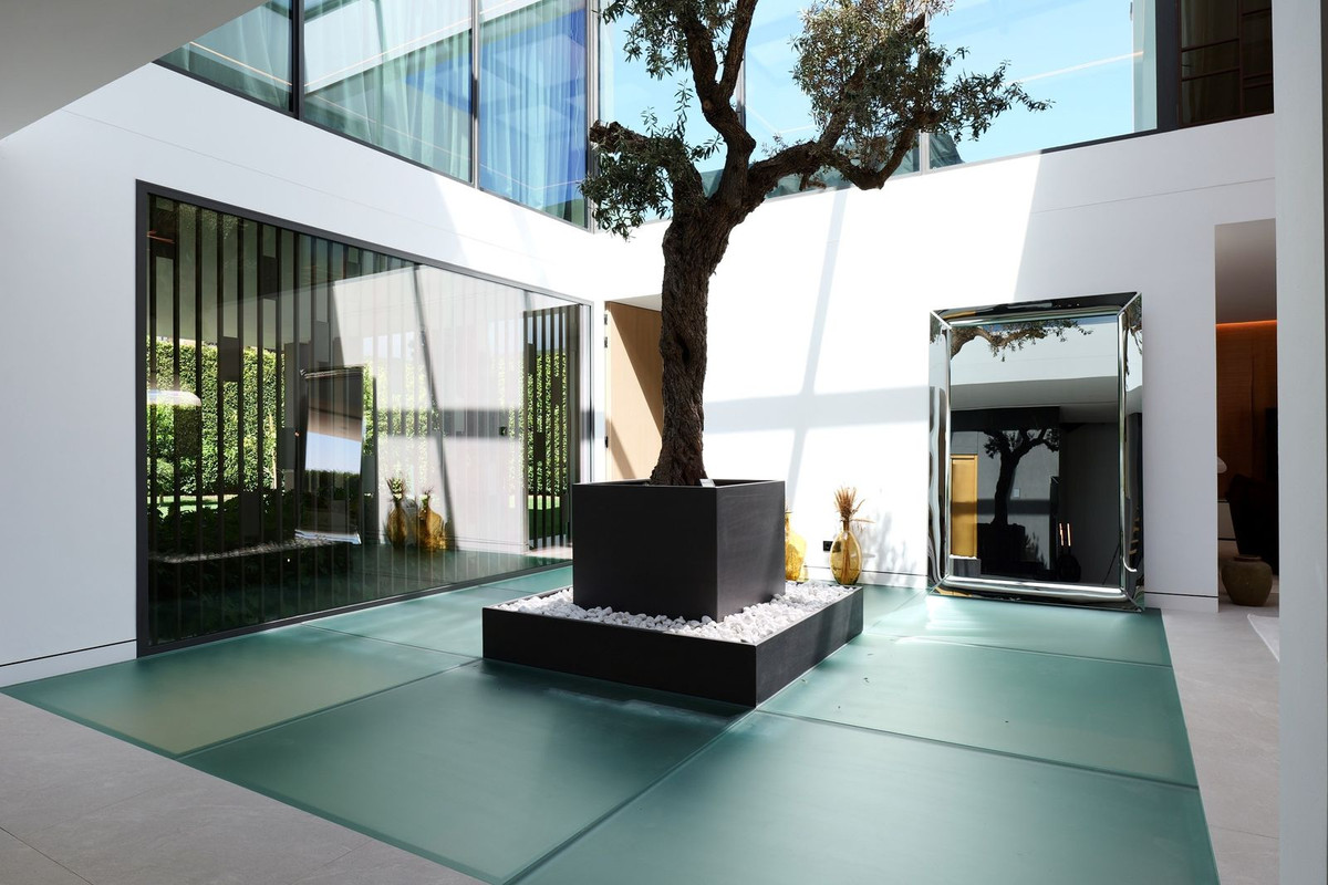 Huis te koop in The Golden Mile | 5 slaapkamers H5159518