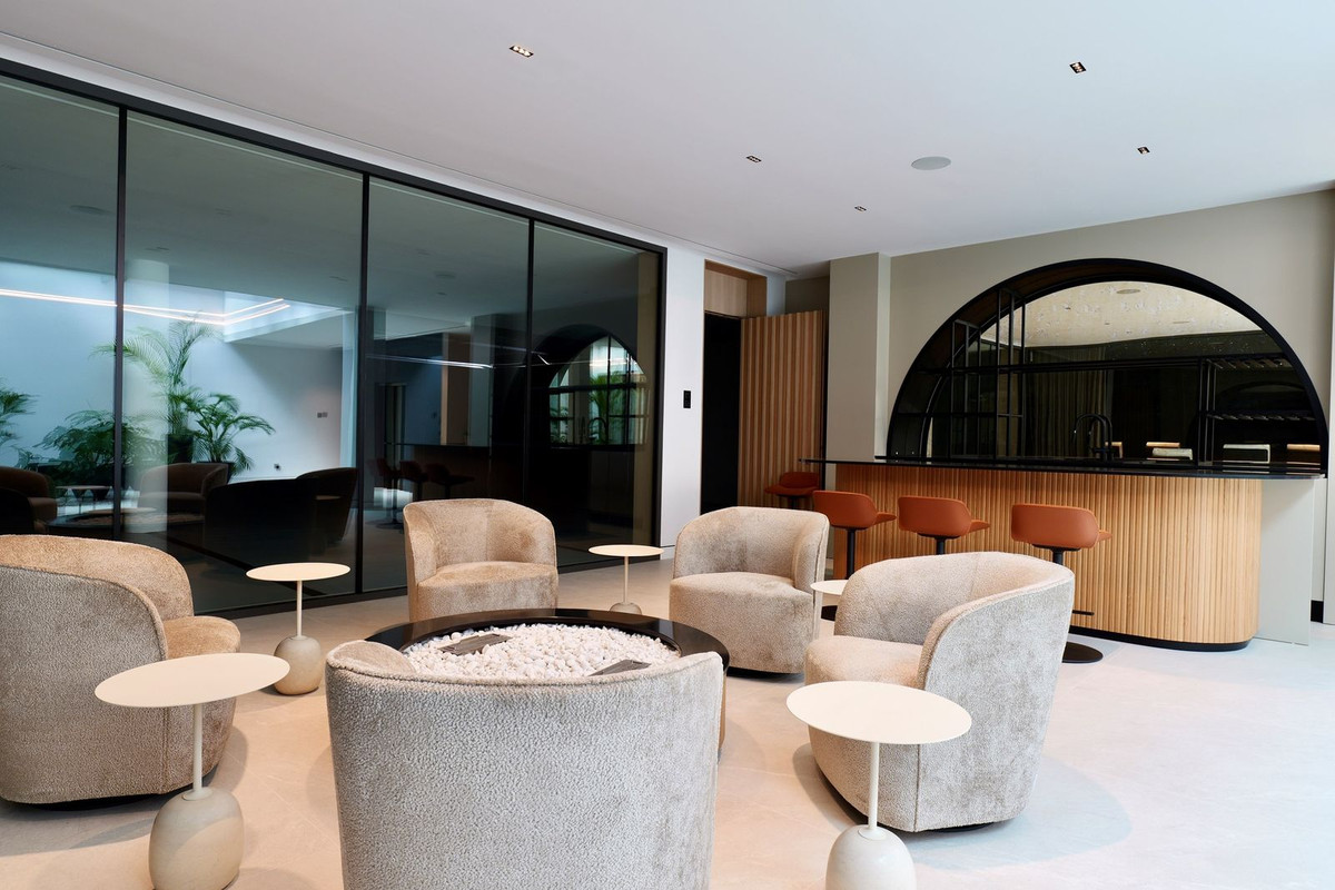 Huis te koop in The Golden Mile | 5 slaapkamers H5159518
