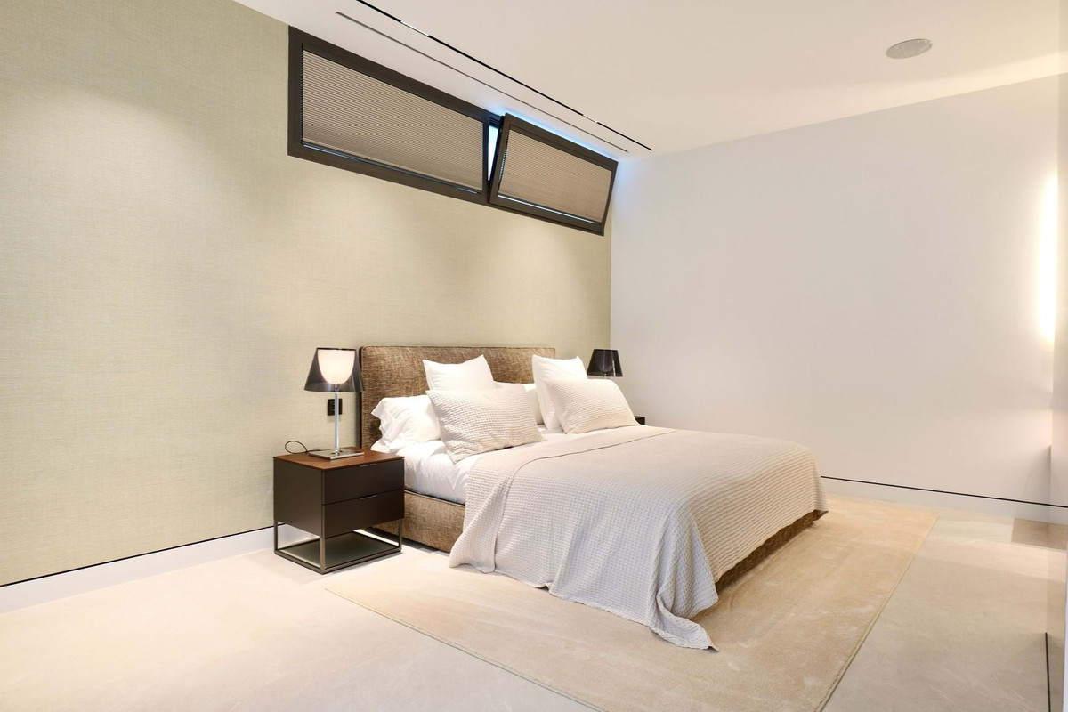 Huis te koop in The Golden Mile | 5 slaapkamers H5159518