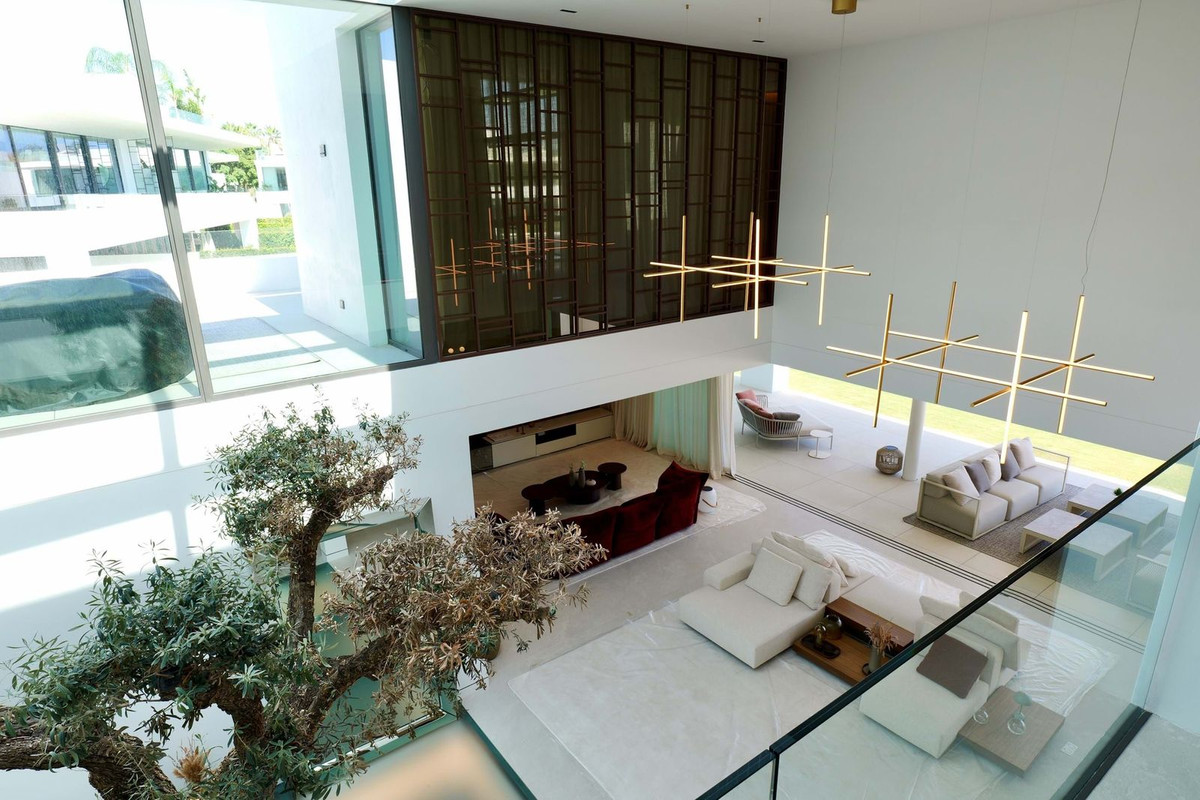 Huis te koop in The Golden Mile | 5 slaapkamers H5159518