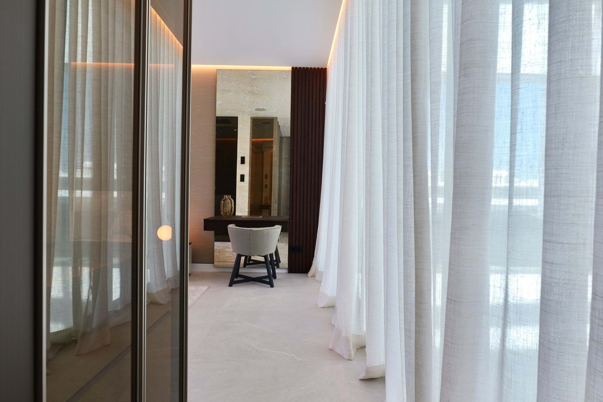 Huis te koop in The Golden Mile | 5 slaapkamers H5159518