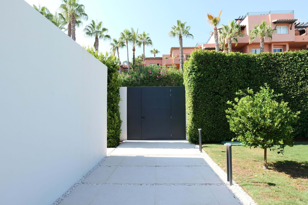 Huis te koop in The Golden Mile | 5 slaapkamers H5159518