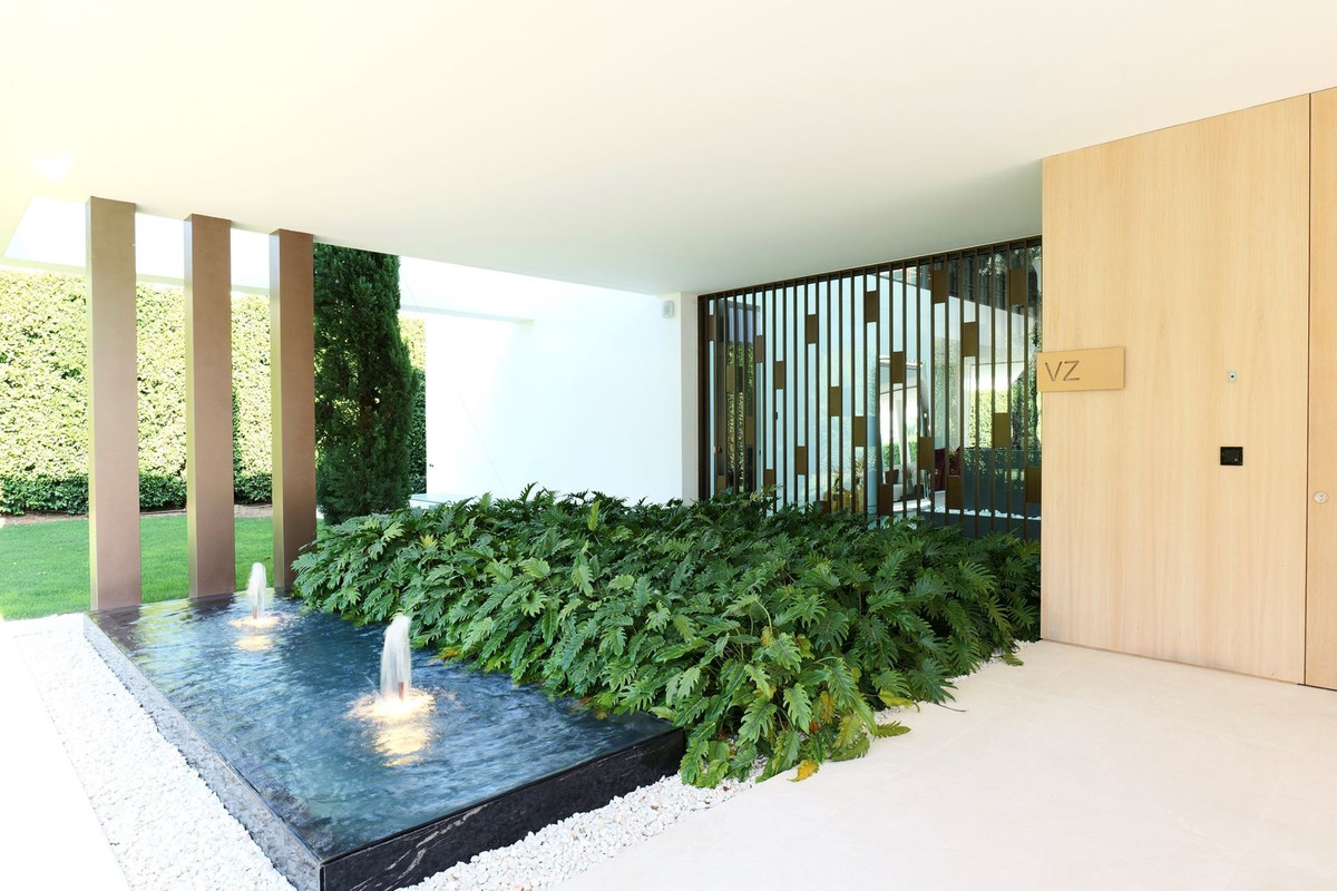 Huis te koop in The Golden Mile | 5 slaapkamers H5159518