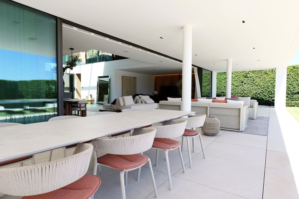 Huis te koop in The Golden Mile | 5 slaapkamers H5159518