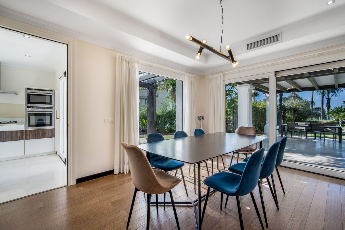 Huis te koop in The Golden Mile | 4 slaapkamers H5166079