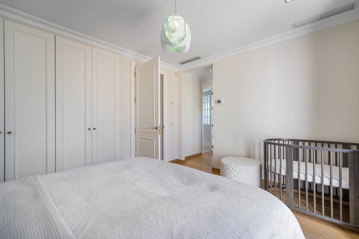 Huis te koop in The Golden Mile | 4 slaapkamers H5166079