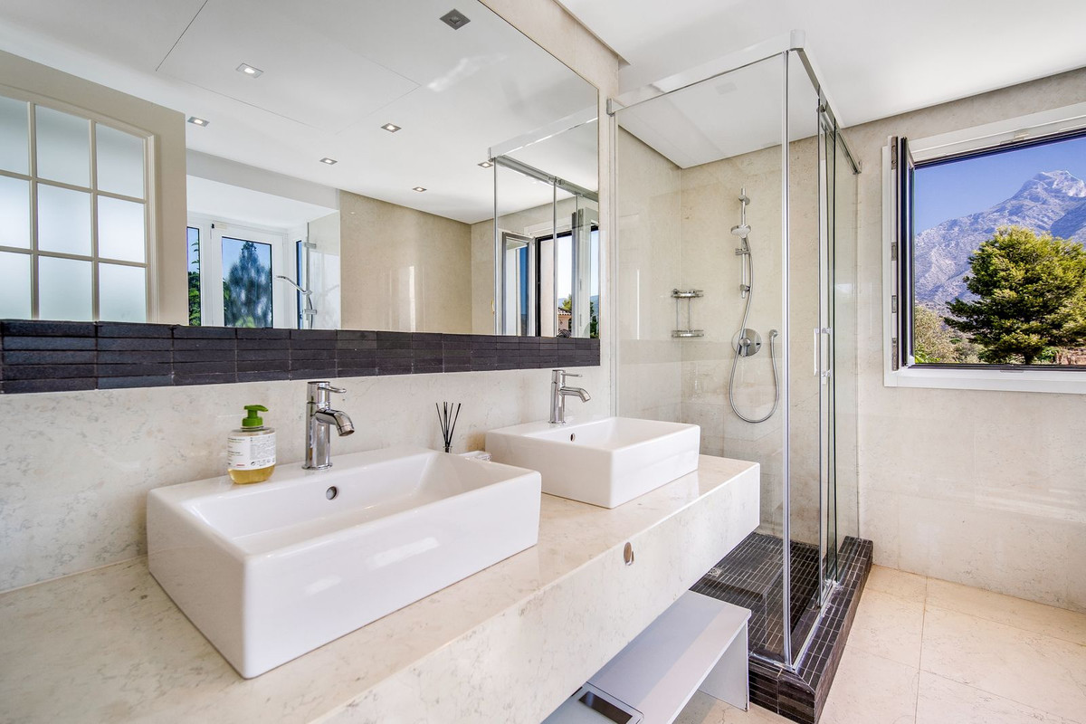 Huis te koop in The Golden Mile | 4 slaapkamers H5166079