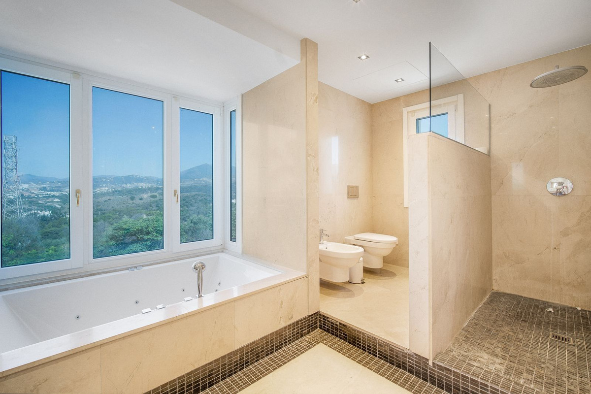 Huis te koop in The Golden Mile | 4 slaapkamers H5166079