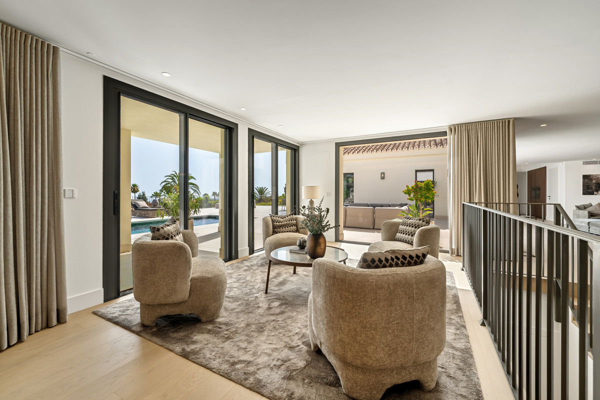 Huis te koop in The Golden Mile | 5 slaapkamers H5181556