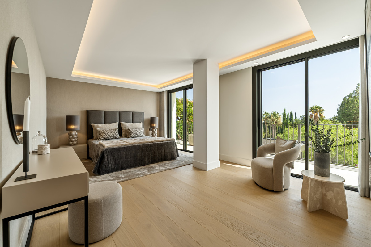 Huis te koop in The Golden Mile | 5 slaapkamers H5181556