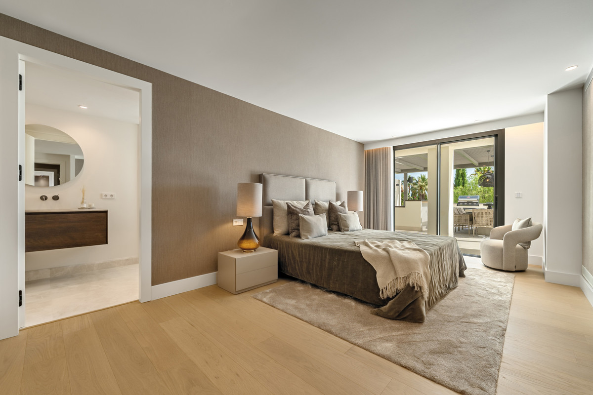 Huis te koop in The Golden Mile | 5 slaapkamers H5181556