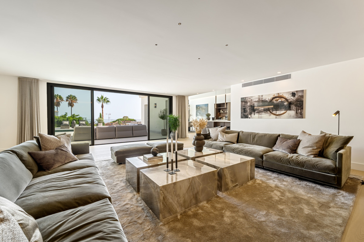 Huis te koop in The Golden Mile | 5 slaapkamers H5181556