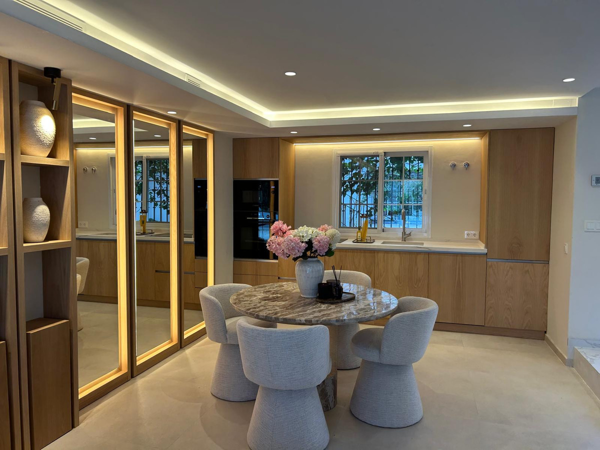 Huis te koop in The Golden Mile | 3 slaapkamers H5207629