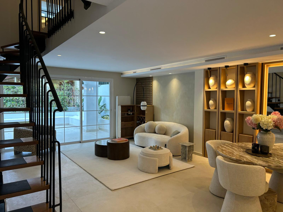 Huis te koop in The Golden Mile | 3 slaapkamers H5207629