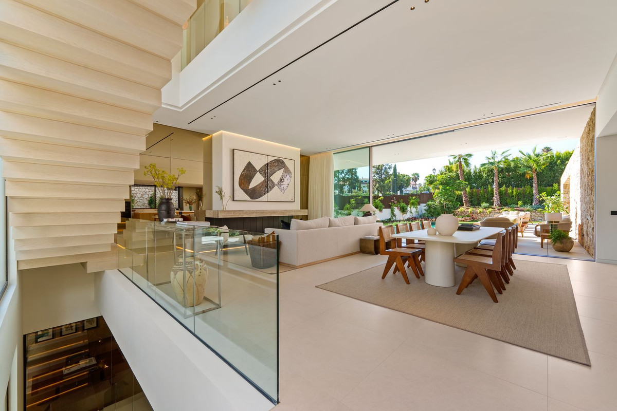 Property main view 40