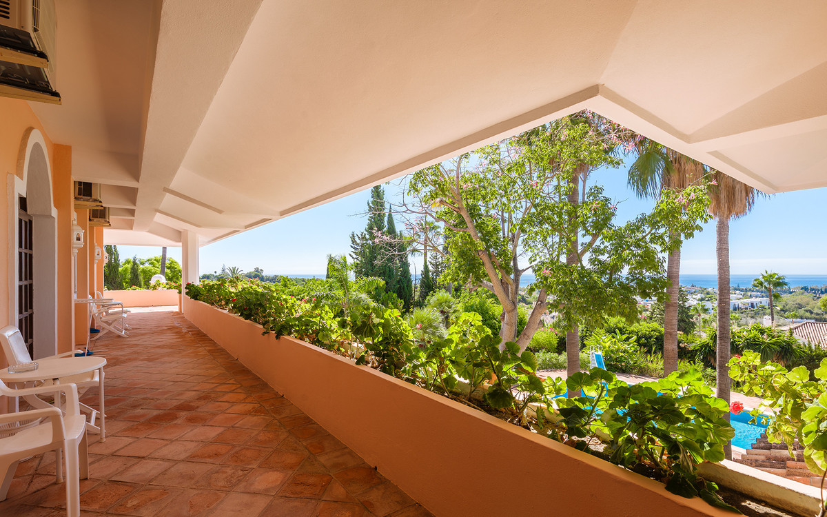 Huis te koop in The Golden Mile | 20 slaapkamers H5211253