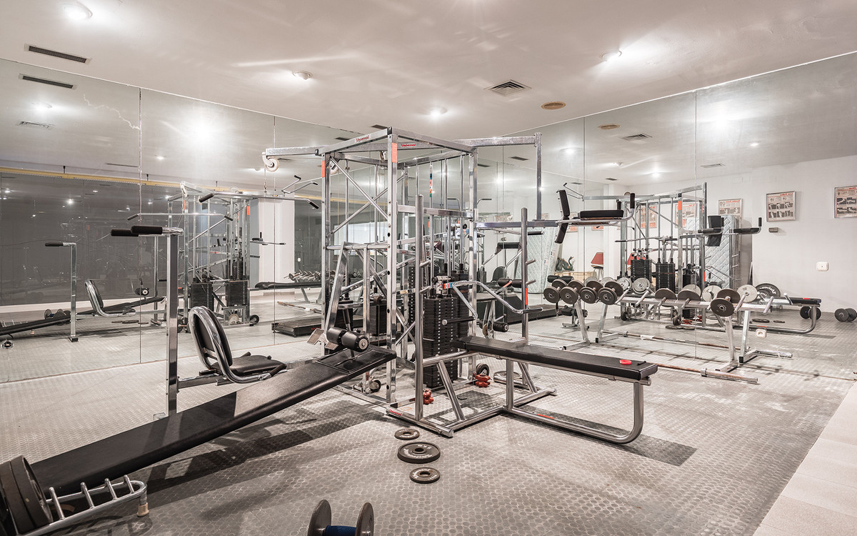 Huis te koop in The Golden Mile | 20 slaapkamers H5211253