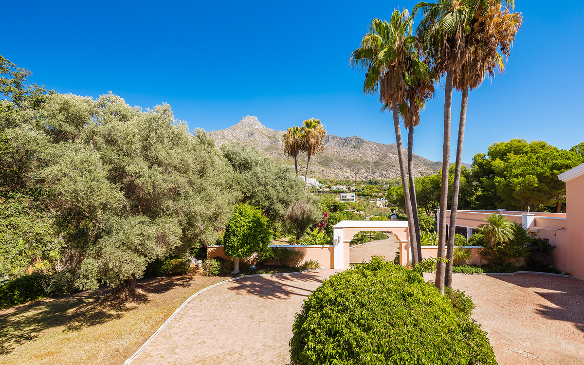 Huis te koop in The Golden Mile | 20 slaapkamers H5211253