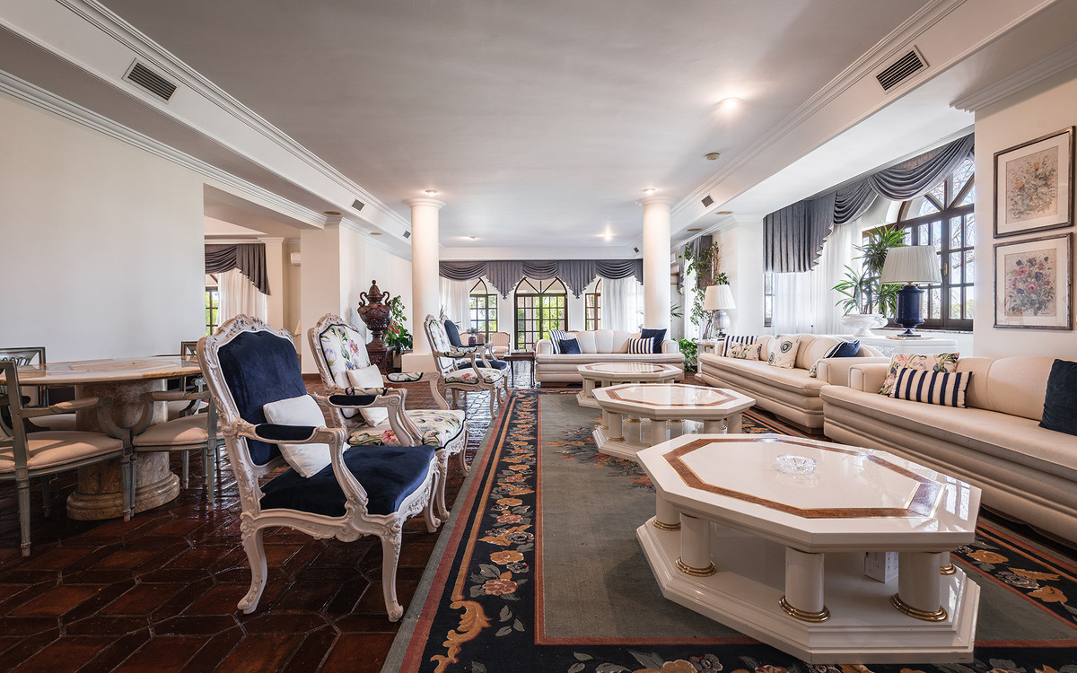 Huis te koop in The Golden Mile | 20 slaapkamers H5211253